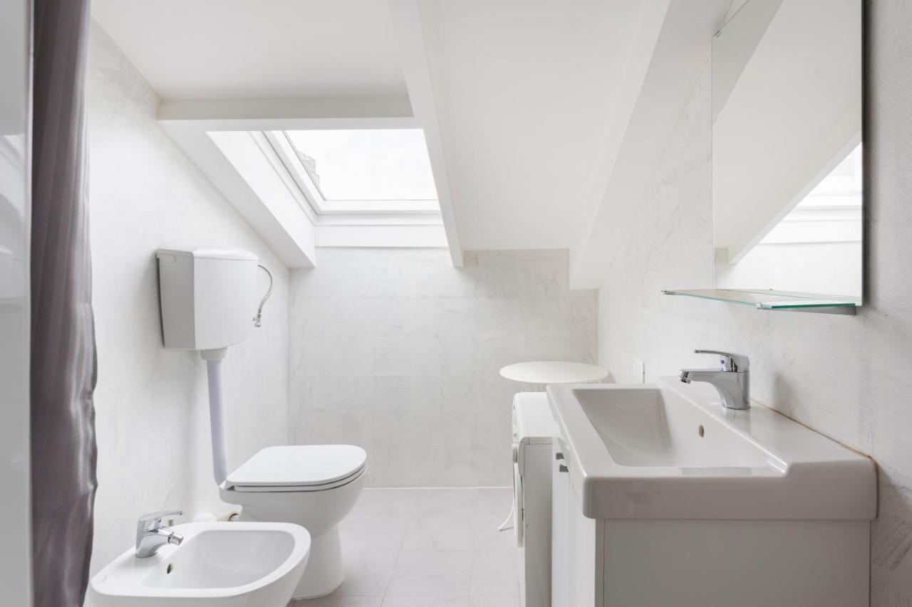 2 Bedroom 2 Bathroom Apt - Duomo 2 Mediolan Zewnętrze zdjęcie