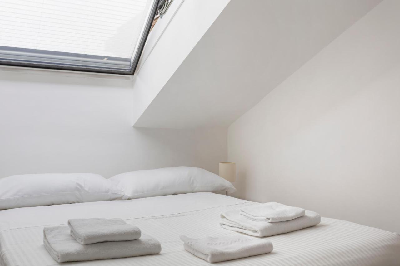 2 Bedroom 2 Bathroom Apt - Duomo 2 Mediolan Zewnętrze zdjęcie